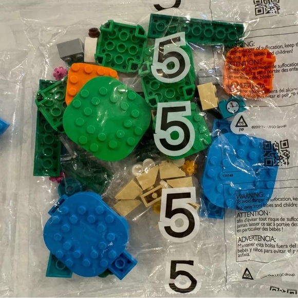 Lego Super Mario-Lakitu Sky World Expansion Set (Factory Sealed Bags 4 & 5 ONLY) - Picture 6 of 12